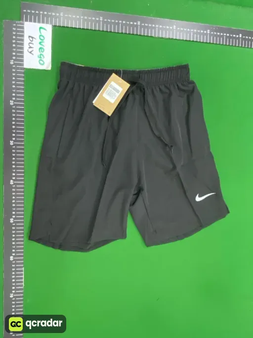 D218 black