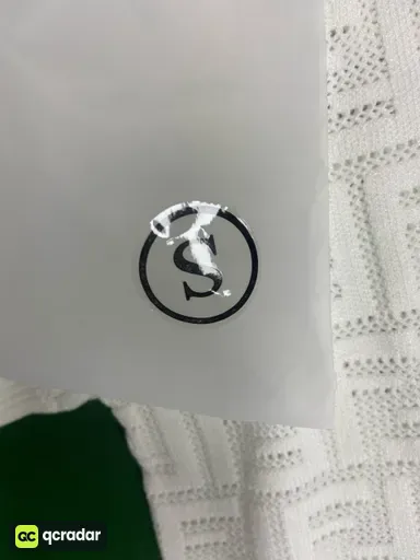 白色短袖