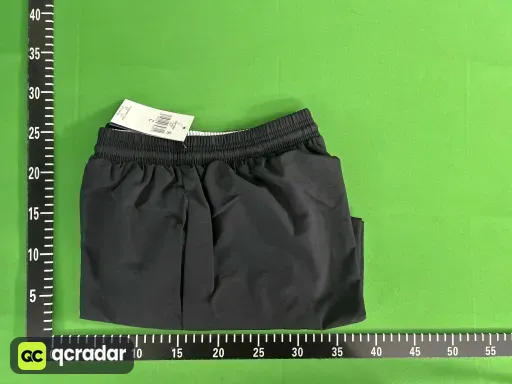 A5黑色白标