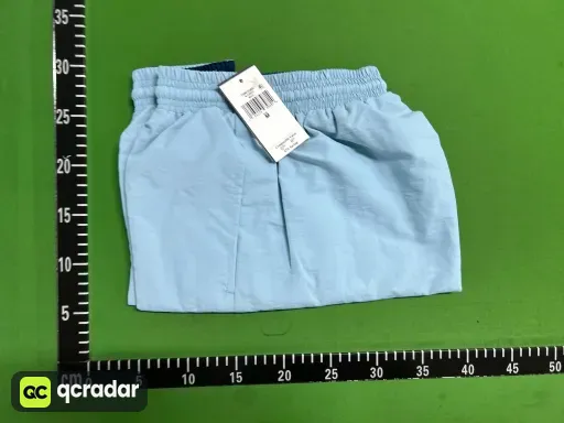 浅蓝色