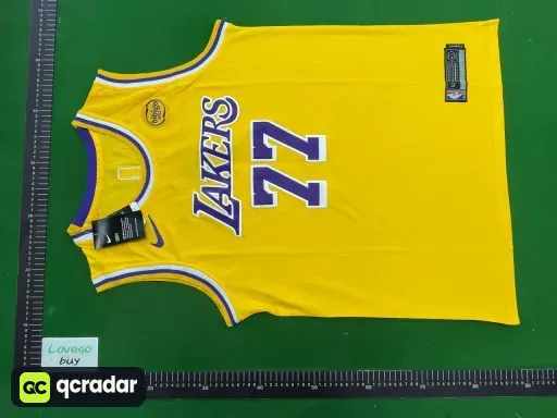 Lakers 77 yellow