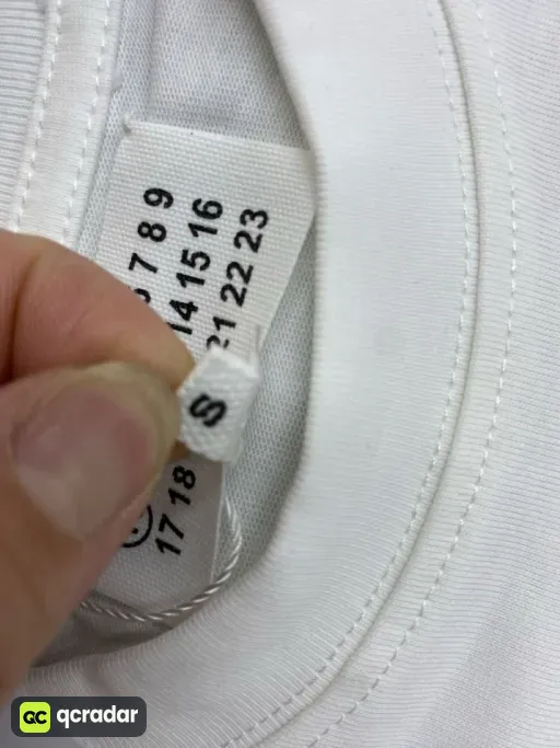 676 white