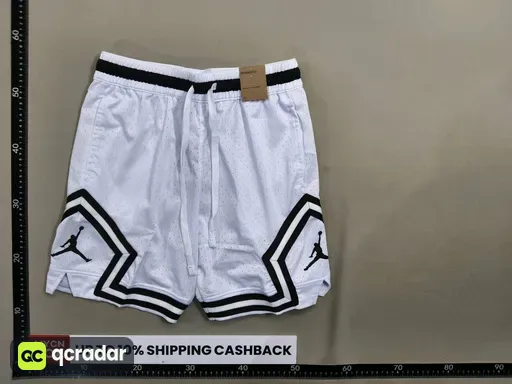 NO10 White