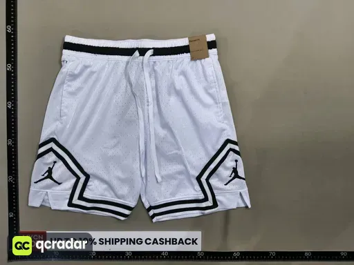 NO10 White