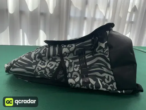 5880斑马花