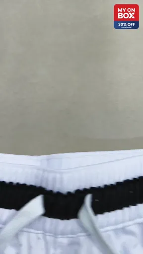 NO10 White