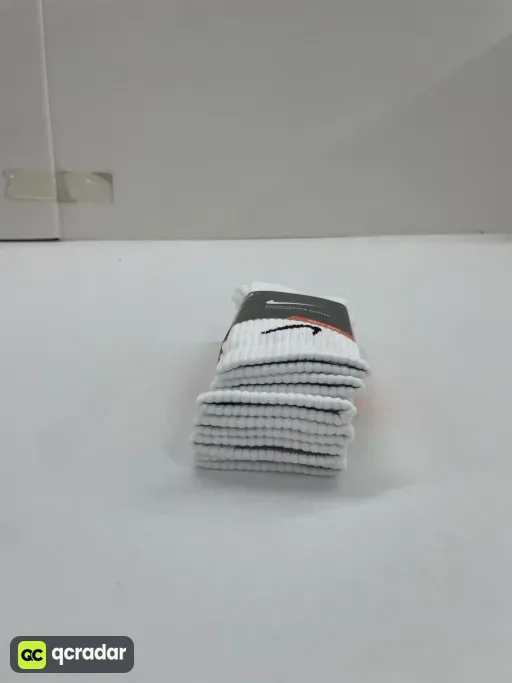 红卡长筒毛巾底白色
