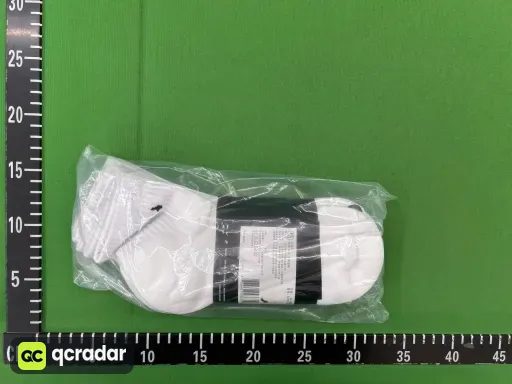 白色毛巾底中筒