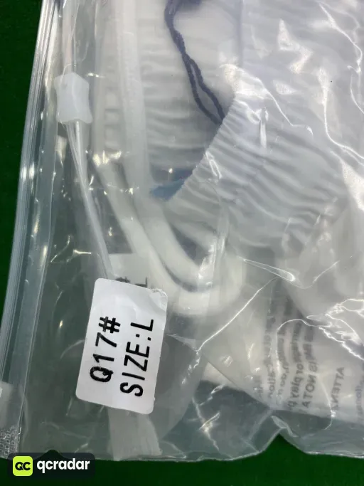 Q17 suit white