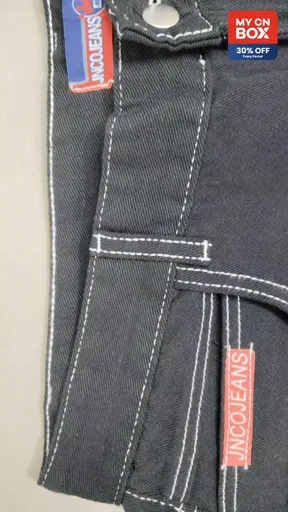 D16 black shorts