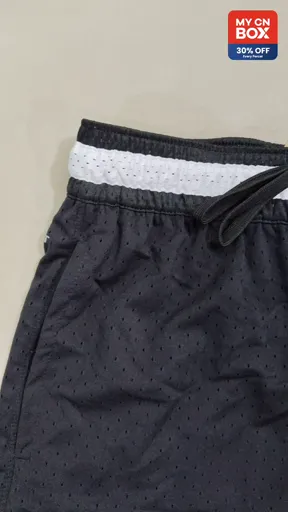 9902 black mesh