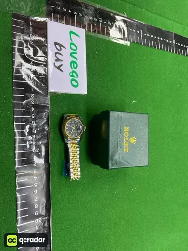R830-09 gold 12 diamonds black surface