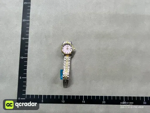日志女无钻 间金粉