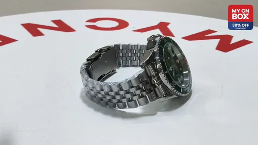 Four-pin water ghost five-bead silver strap green water ghost
