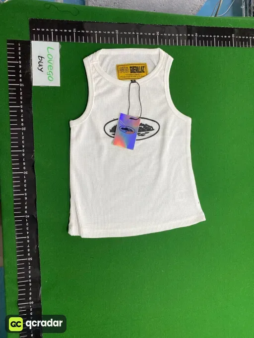 725 white women's model