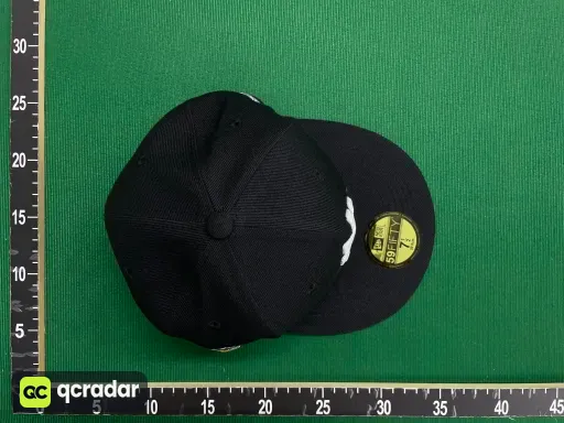 37黑色