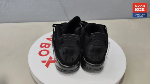 Aj4-new black cat