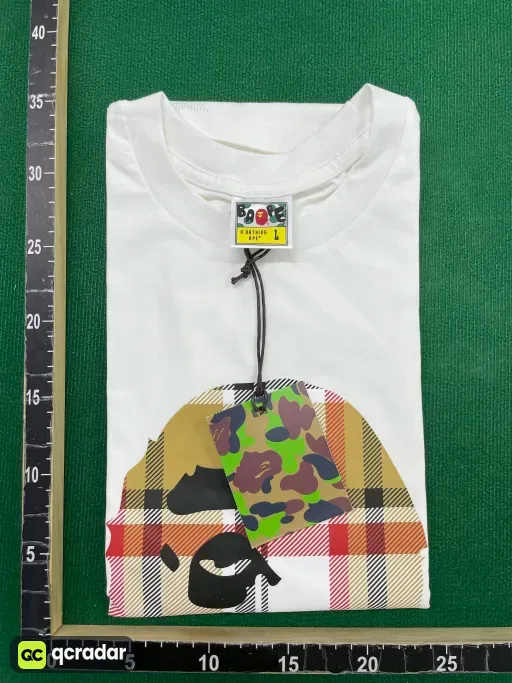 D001白色
