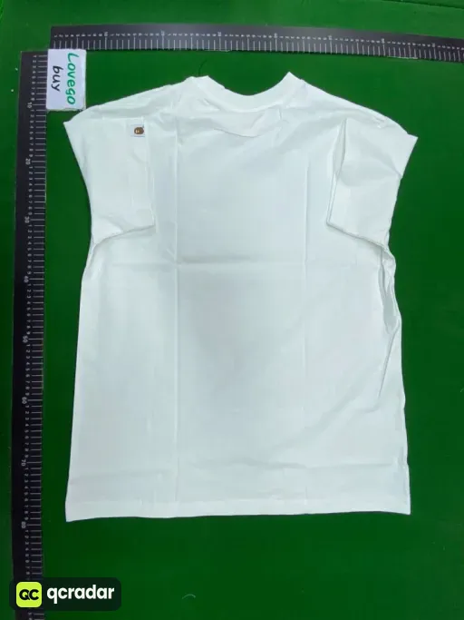 D170 white green