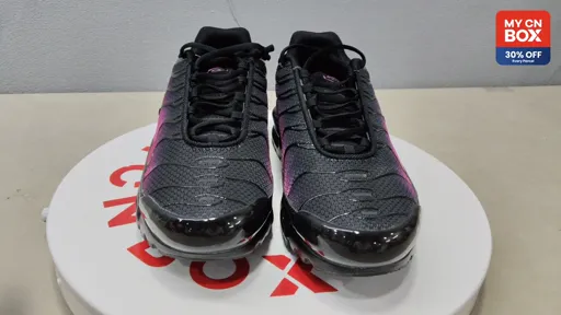 Black red black hook