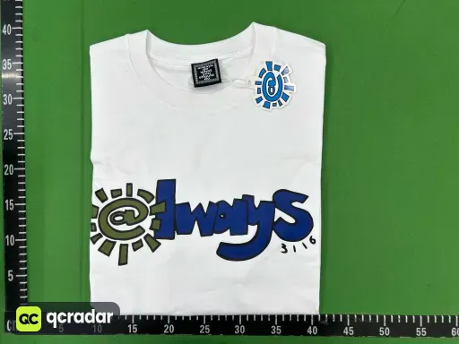 AD07白色