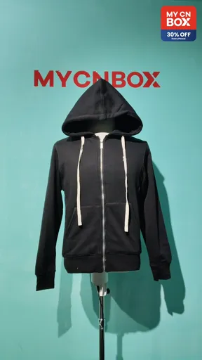 W001 black white label