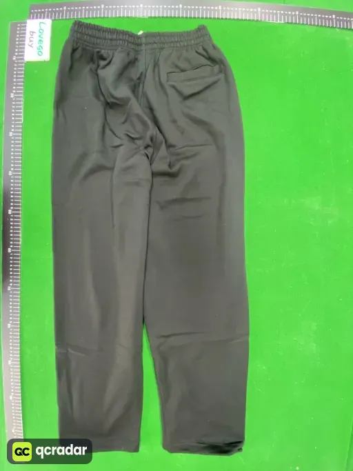 Black sweatpants (good quality)