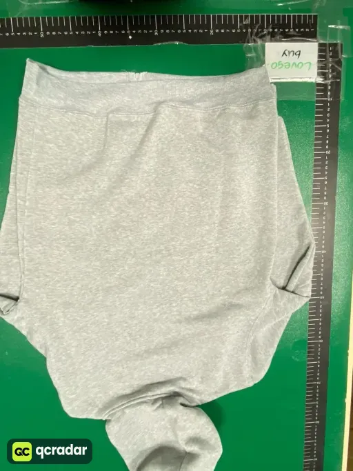 Zipper - gray black label