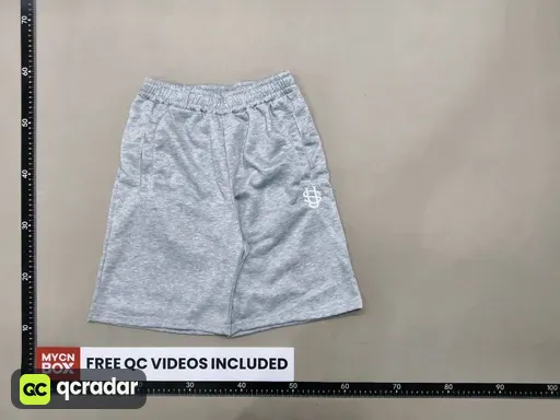 Big logo gray shorts