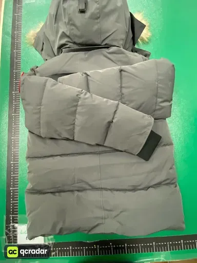 灰色（红标）