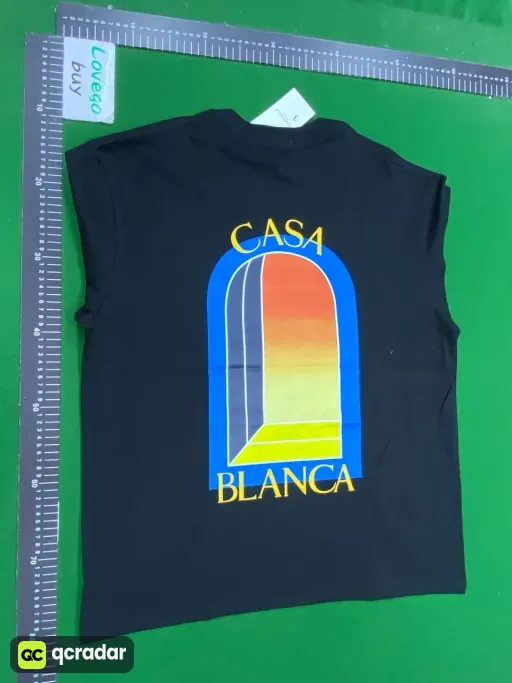No. 9 before and after models-rainbow gradient door-yellow letters black