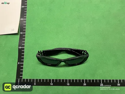 亮黑框灰片