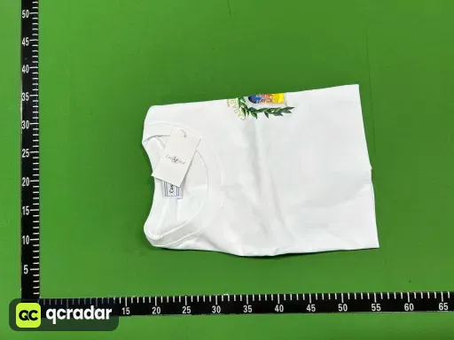 66白色