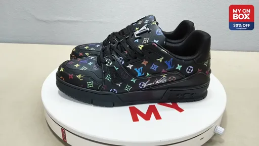 Black three colors