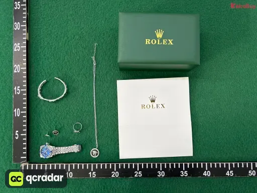 Five-piece set with colored diamonds and glue blue