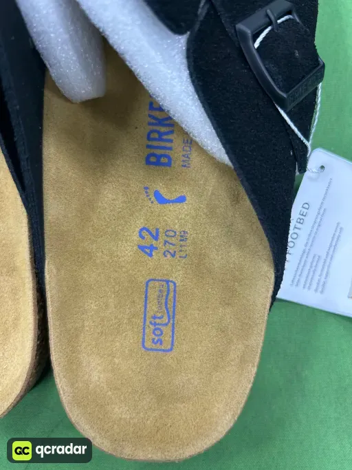 黑色绒面
