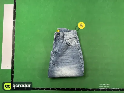 蓝色