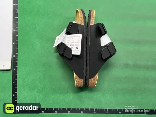 哑光黑皮面