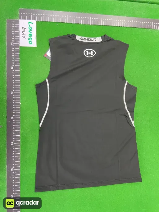 252 vest black