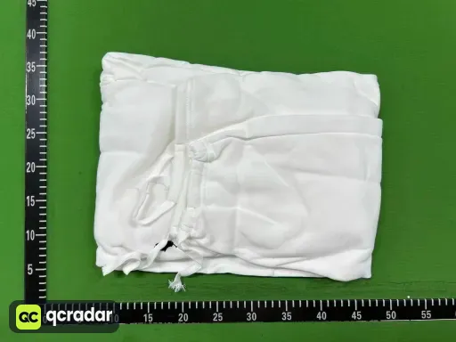 B8367脚口穿绳白色