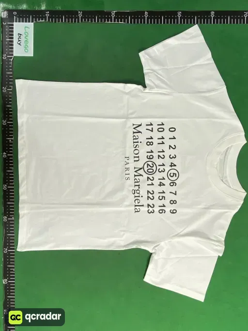824 white