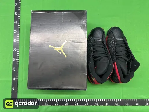 aj13-黑红