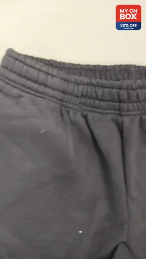 5228 black shorts