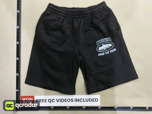 5813 black shorts 70