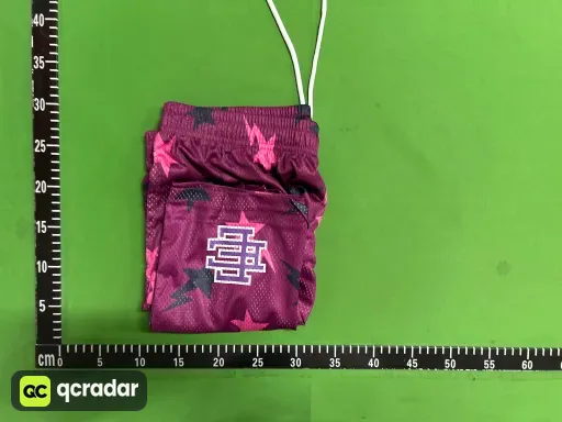酒红色星星(Claret