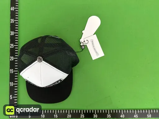罗心红唇白色