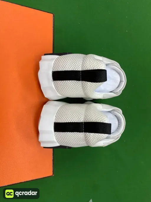 6 white network