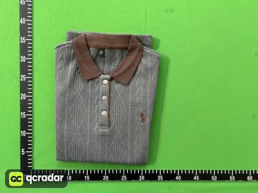 灰色