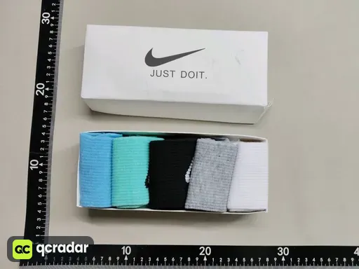 Gift box [black+white+grey+green+blue]