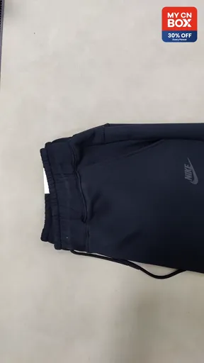 Black sweatpants
